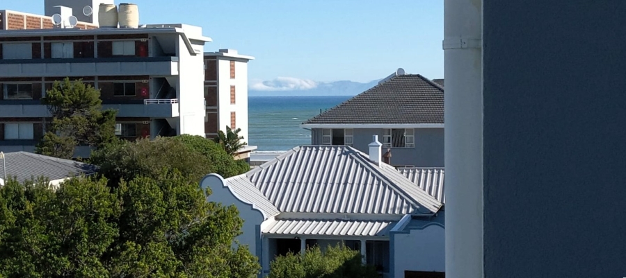 2 Bedroom Property for Sale in Strand North Western Cape